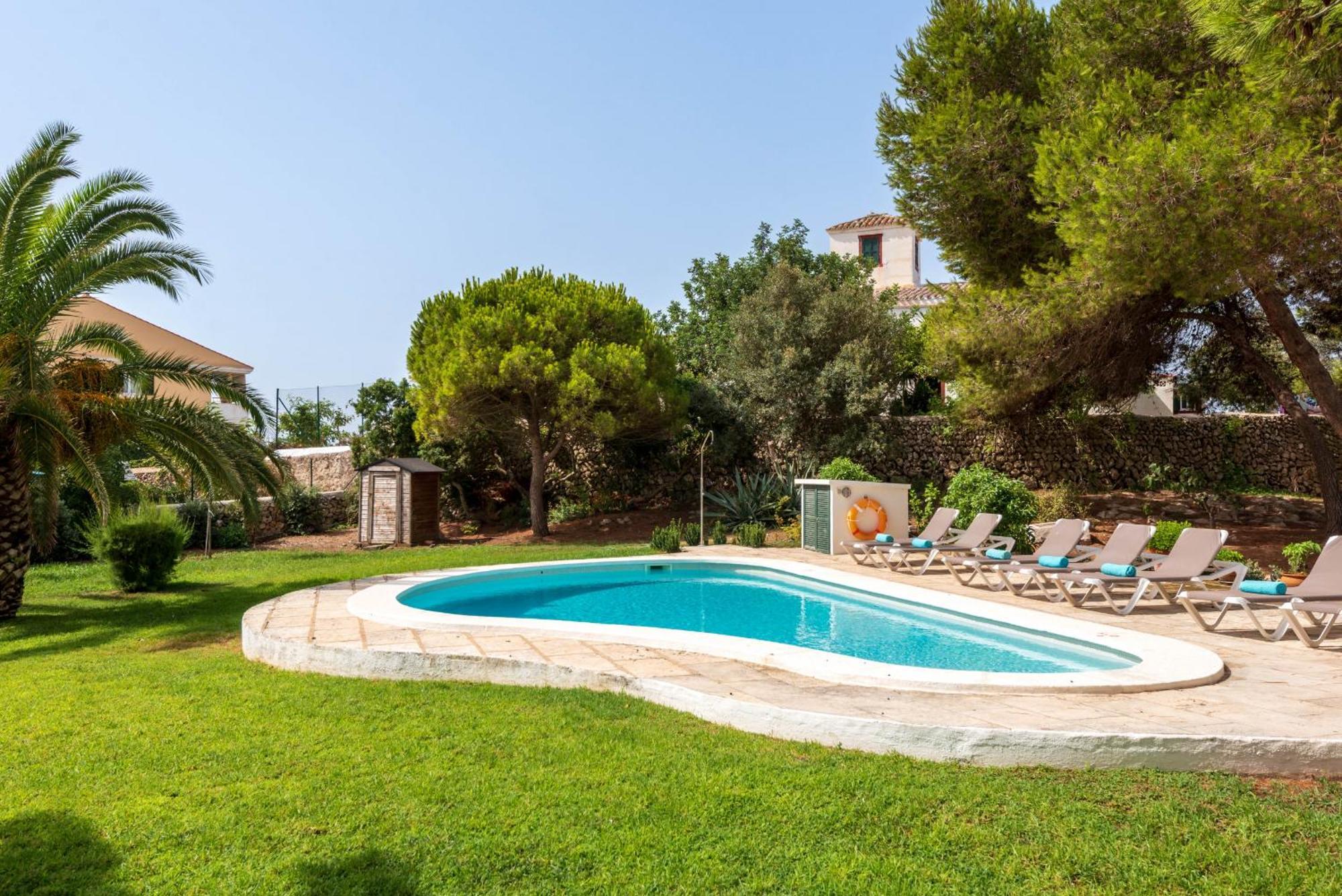 Hort D'Es Milord - Es Castell Villa Ес Кастел Екстериор снимка